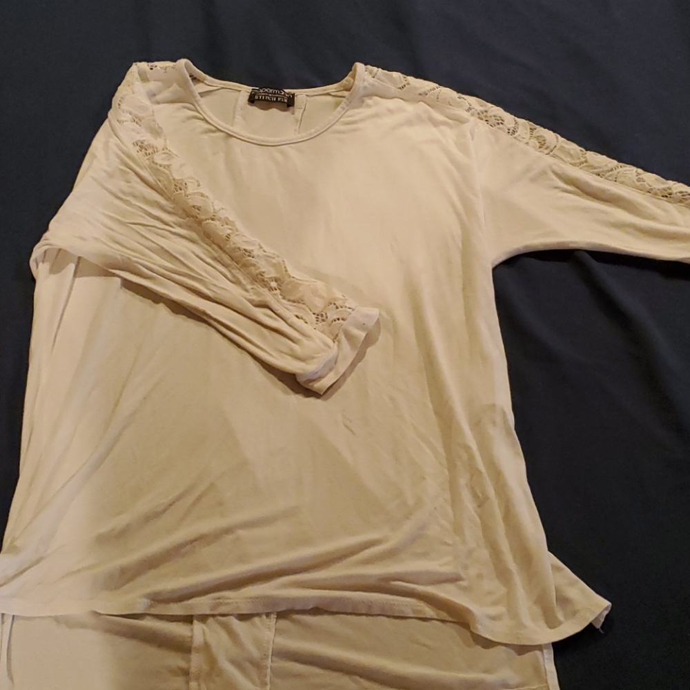 White 3/4 length shirt